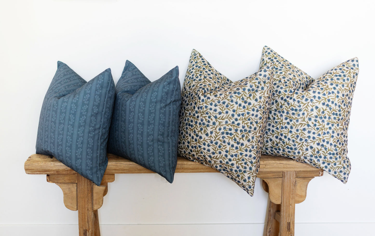 Banbury - Blue - 14x20, 20x20, 22x22