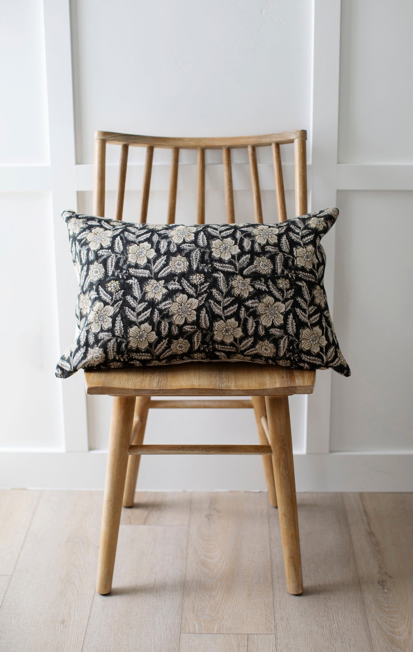 Lille - Lumbar - 16x24