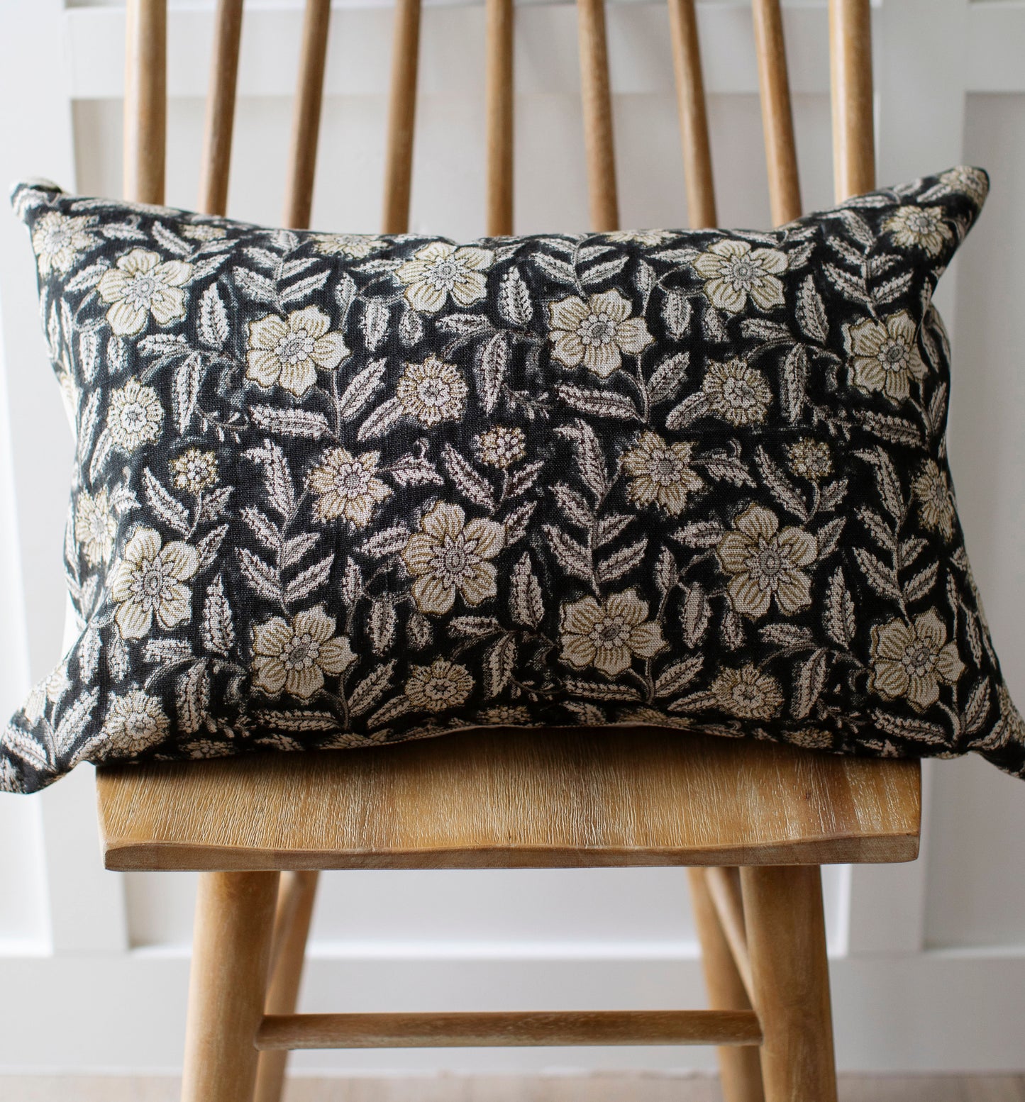 Lille - Lumbar - 16x24