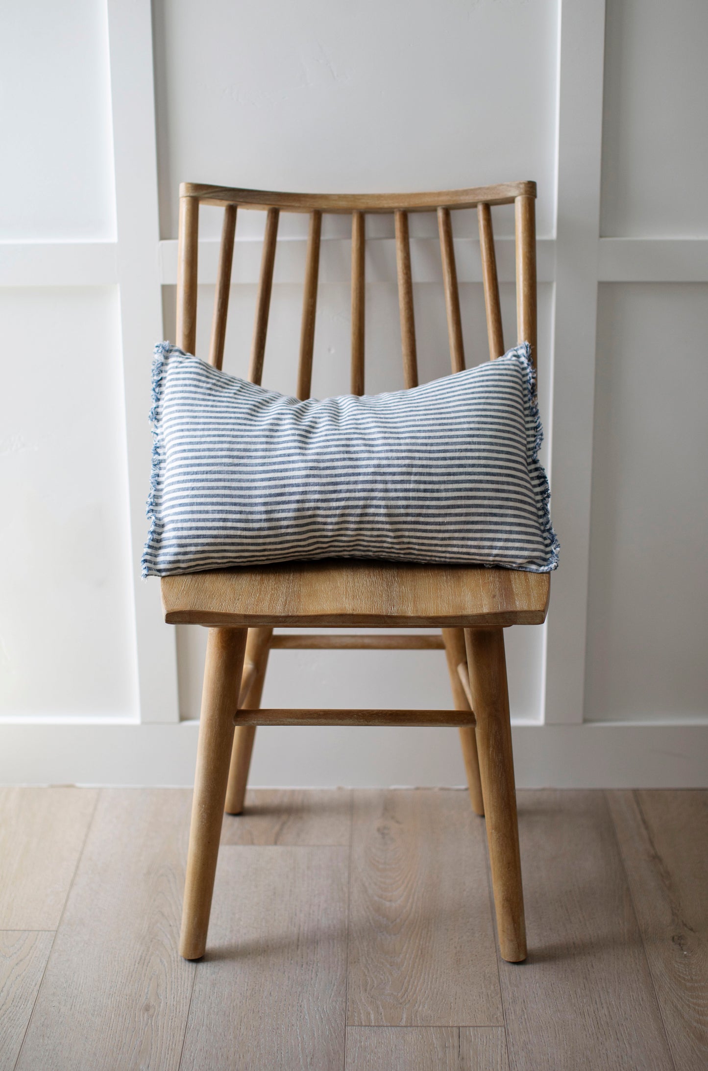 Grantham - Navy Lumbar - 12x20