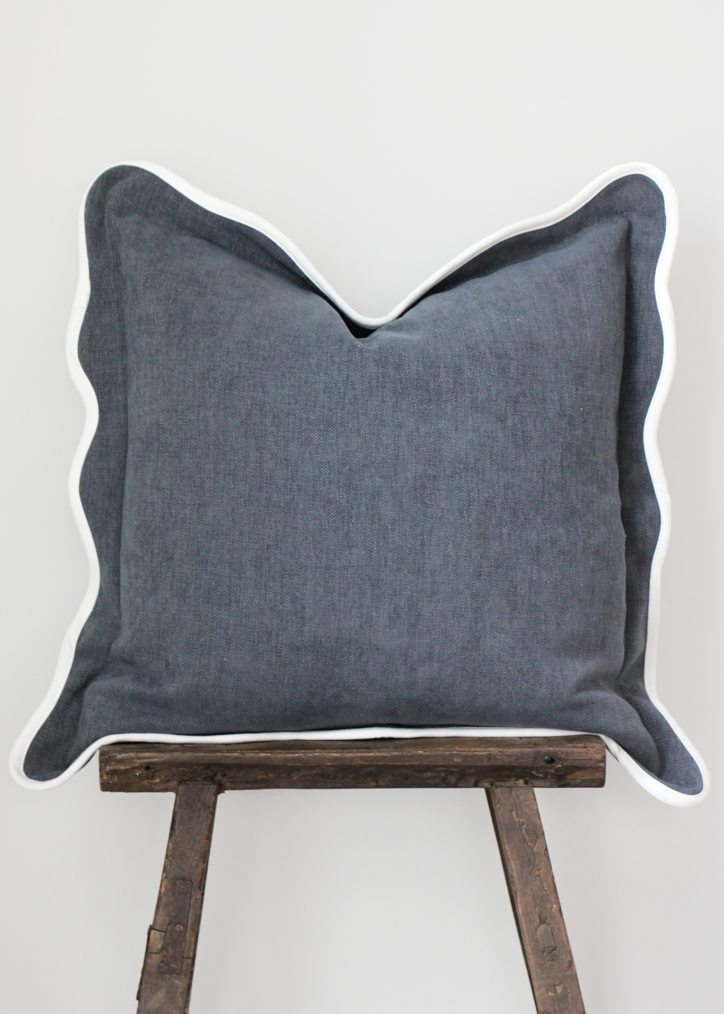 Annecy - Blue - 18x18