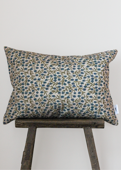 Banbury - Blue - 14x20, 20x20, 22x22
