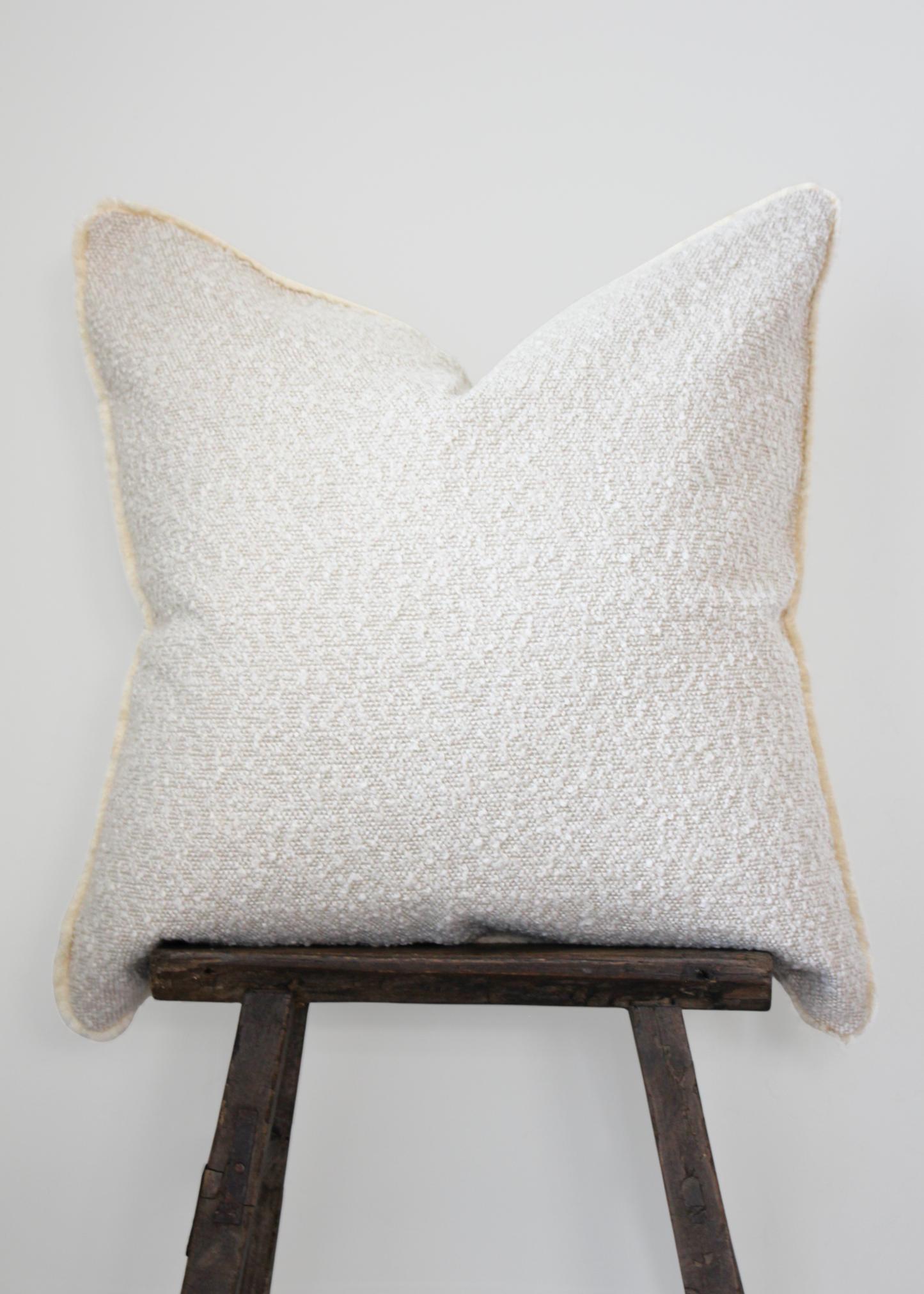 Alton - 18x18, 20x20