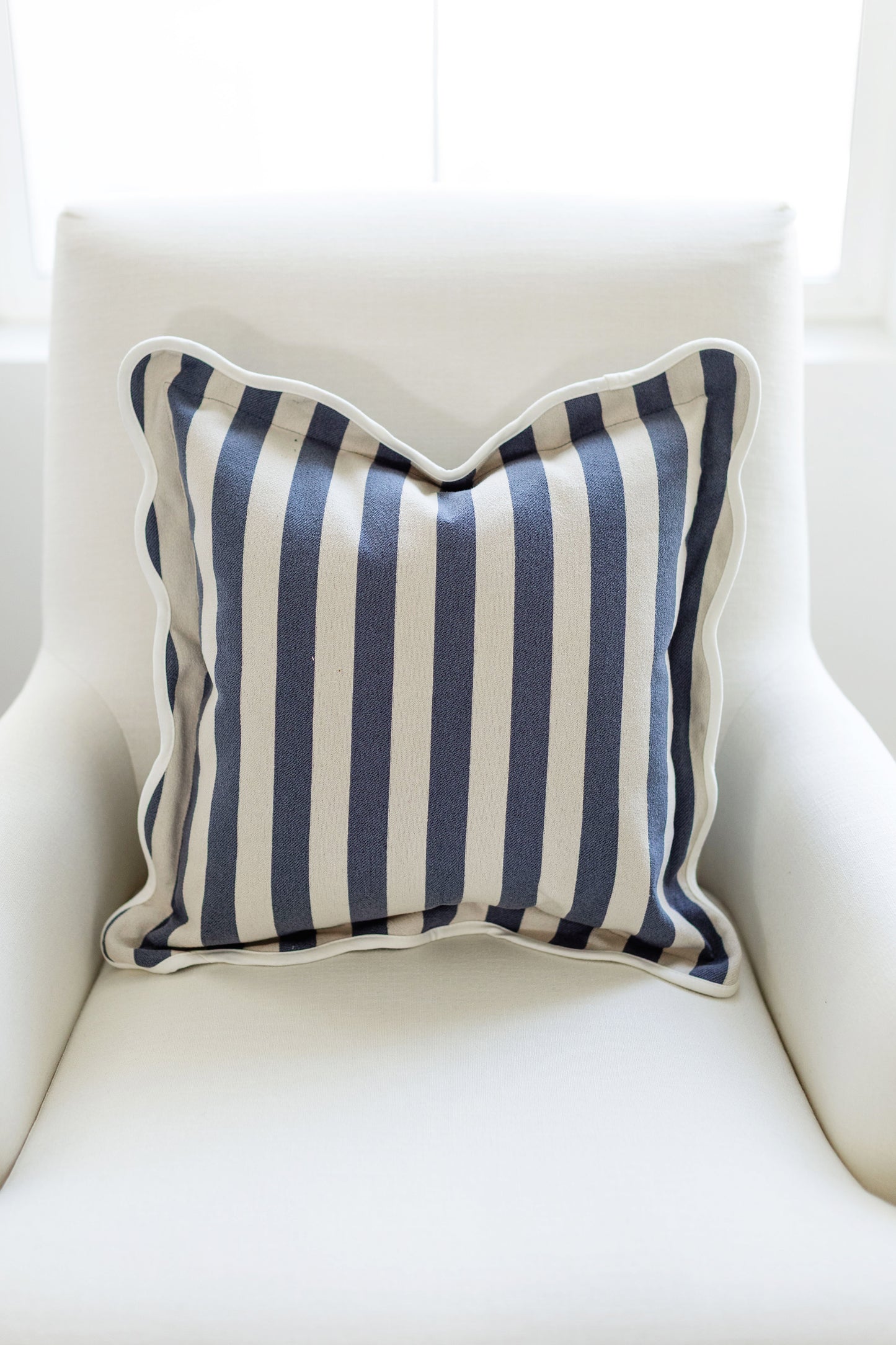 Annecy - Blue Stripe - 18x18