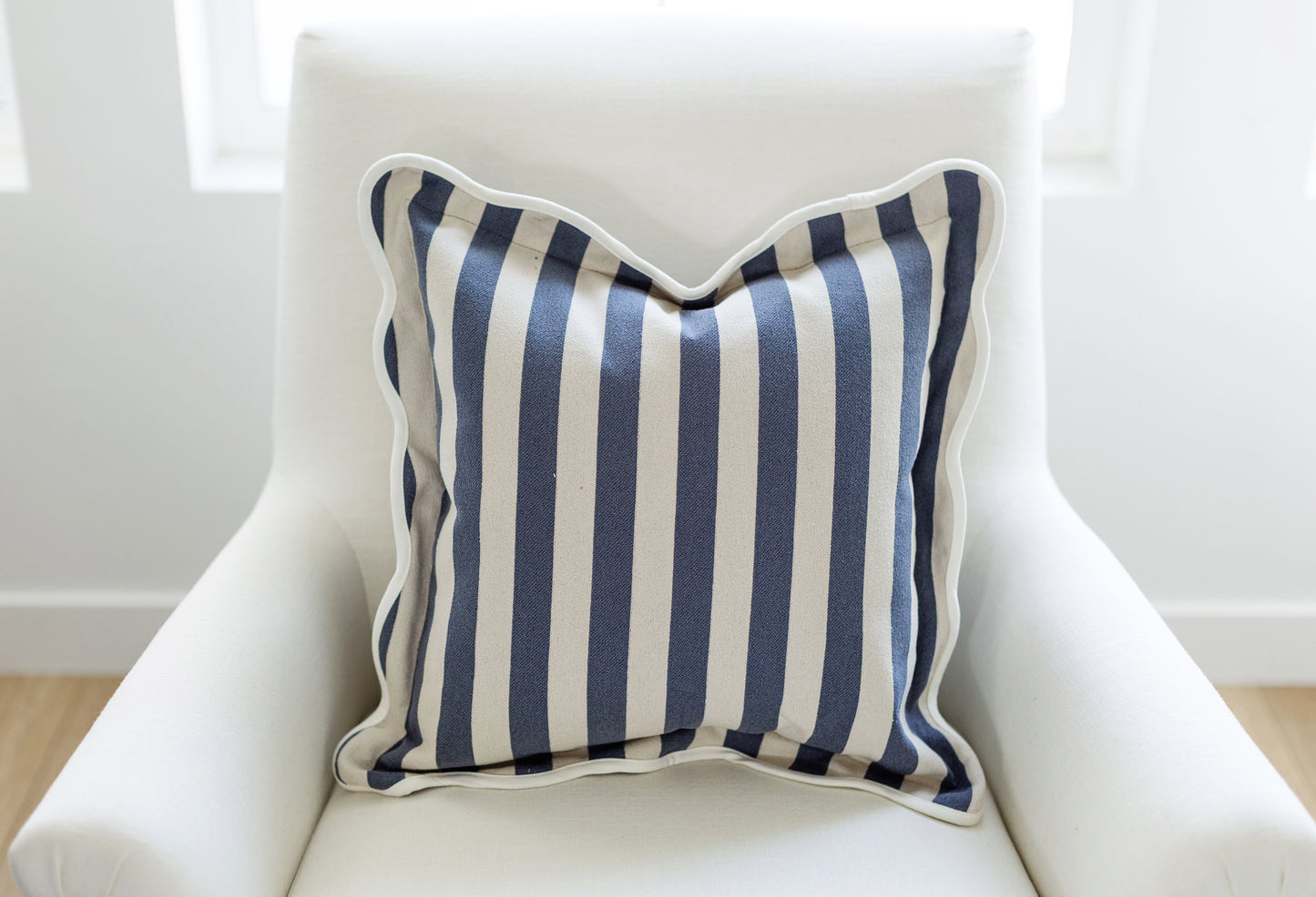 Annecy - Blue Stripe - 18x18
