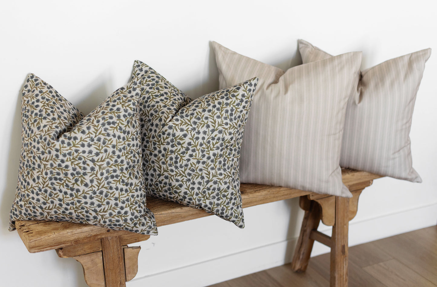 Banbury - Blue - 14x20, 20x20, 22x22