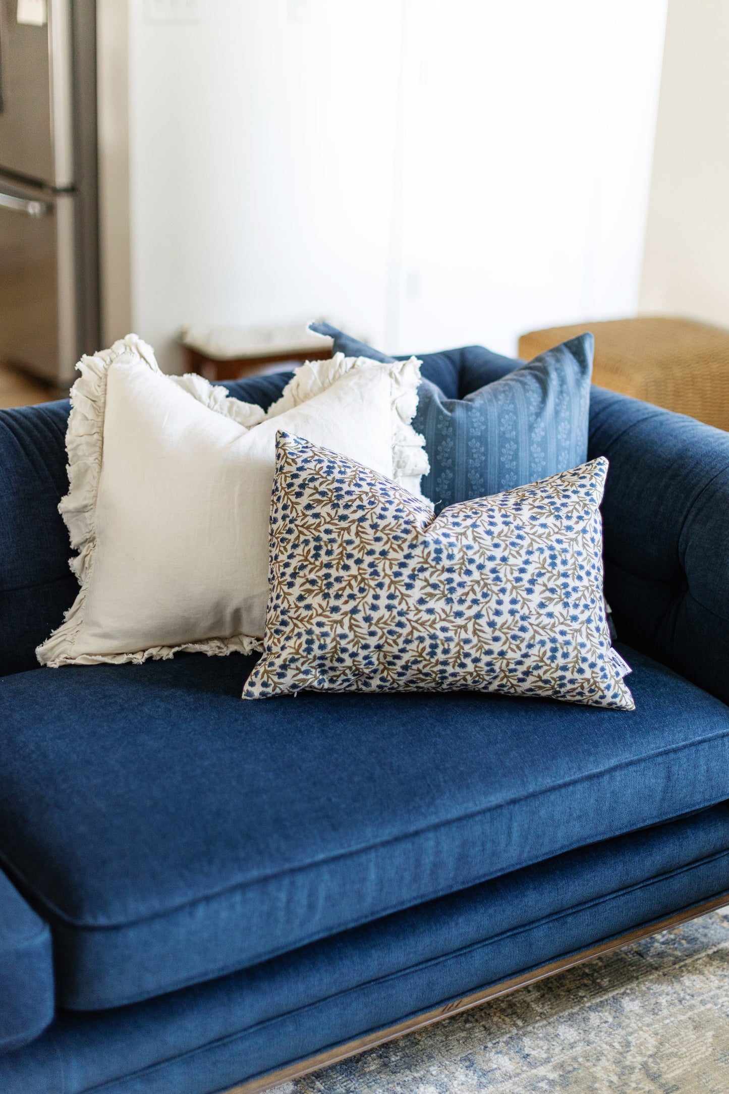 Banbury - Blue - 14x20, 20x20, 22x22