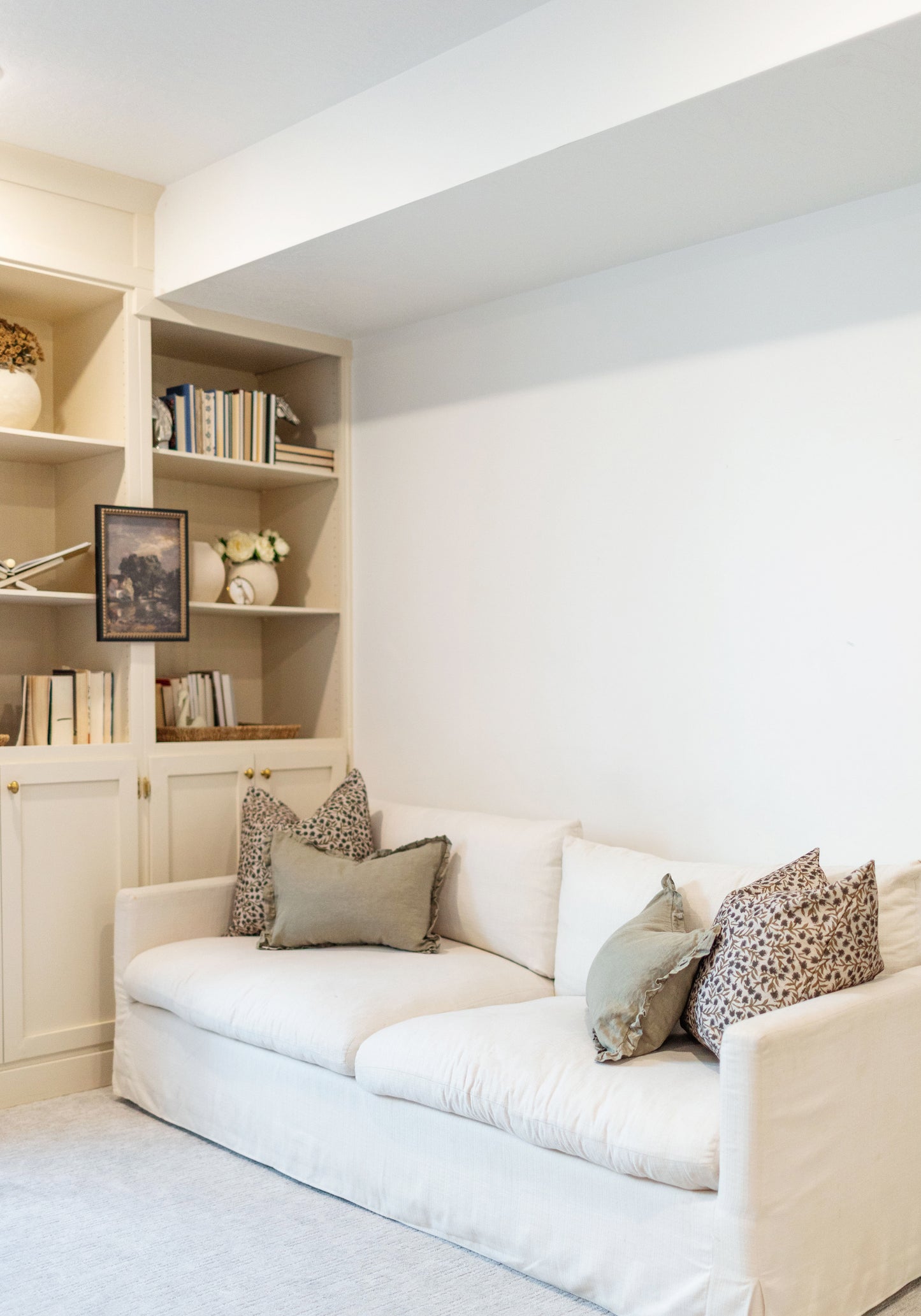 Banbury - Brown - 14x20, 20x20, 22x22