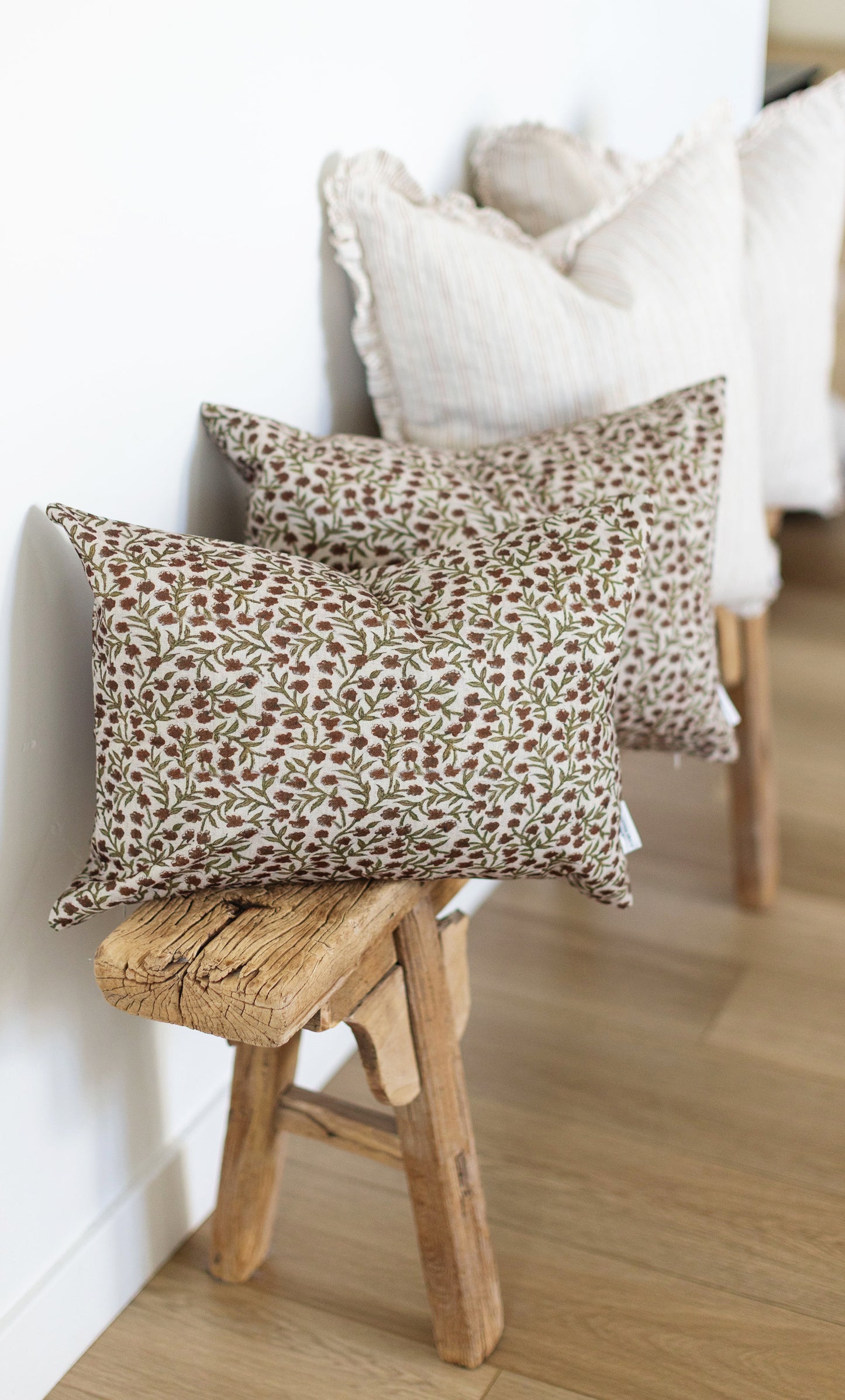 Banbury - Rust - 14x20, 20x20, 22x22