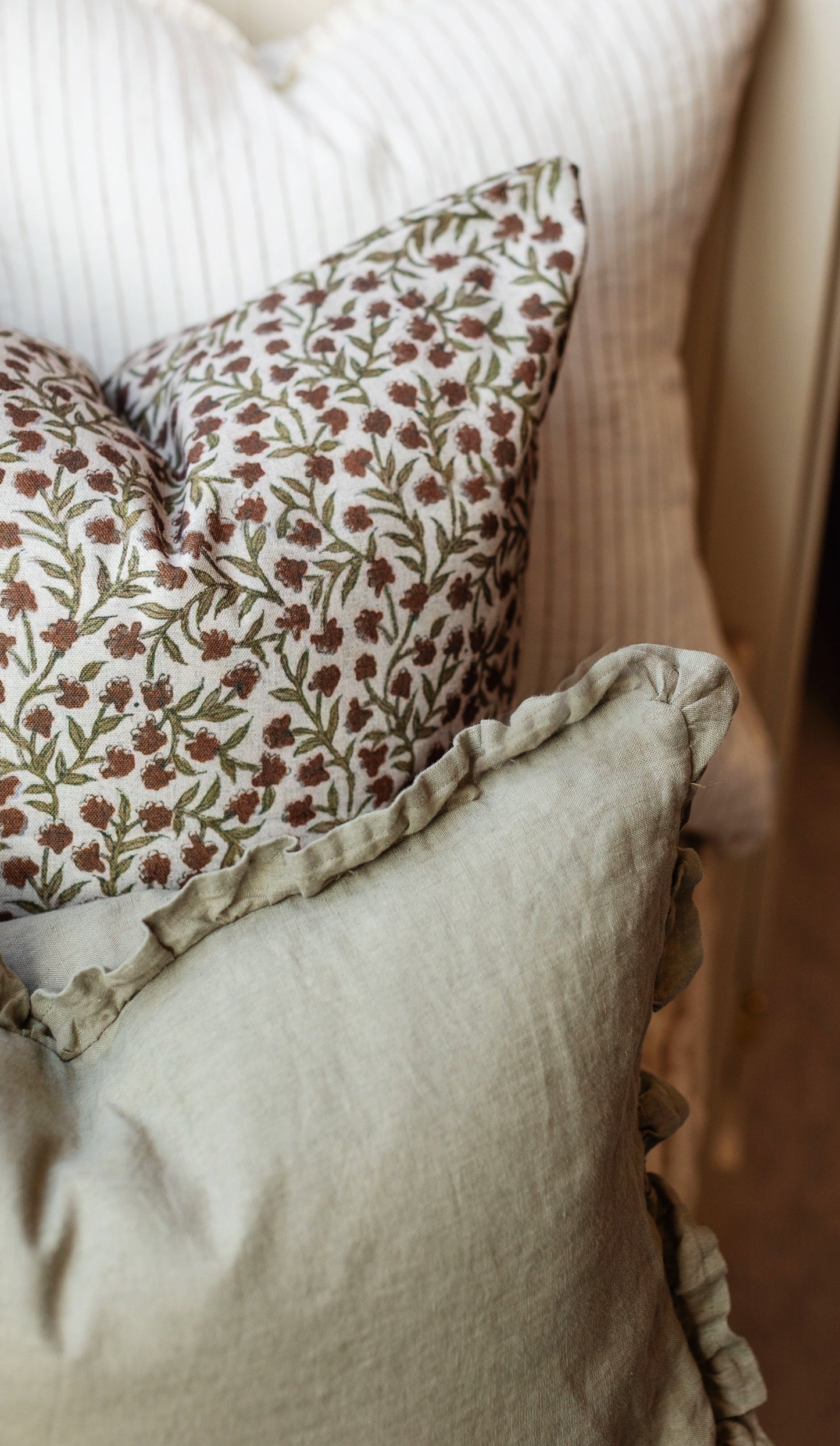 Banbury - Rust - 14x20, 20x20, 22x22