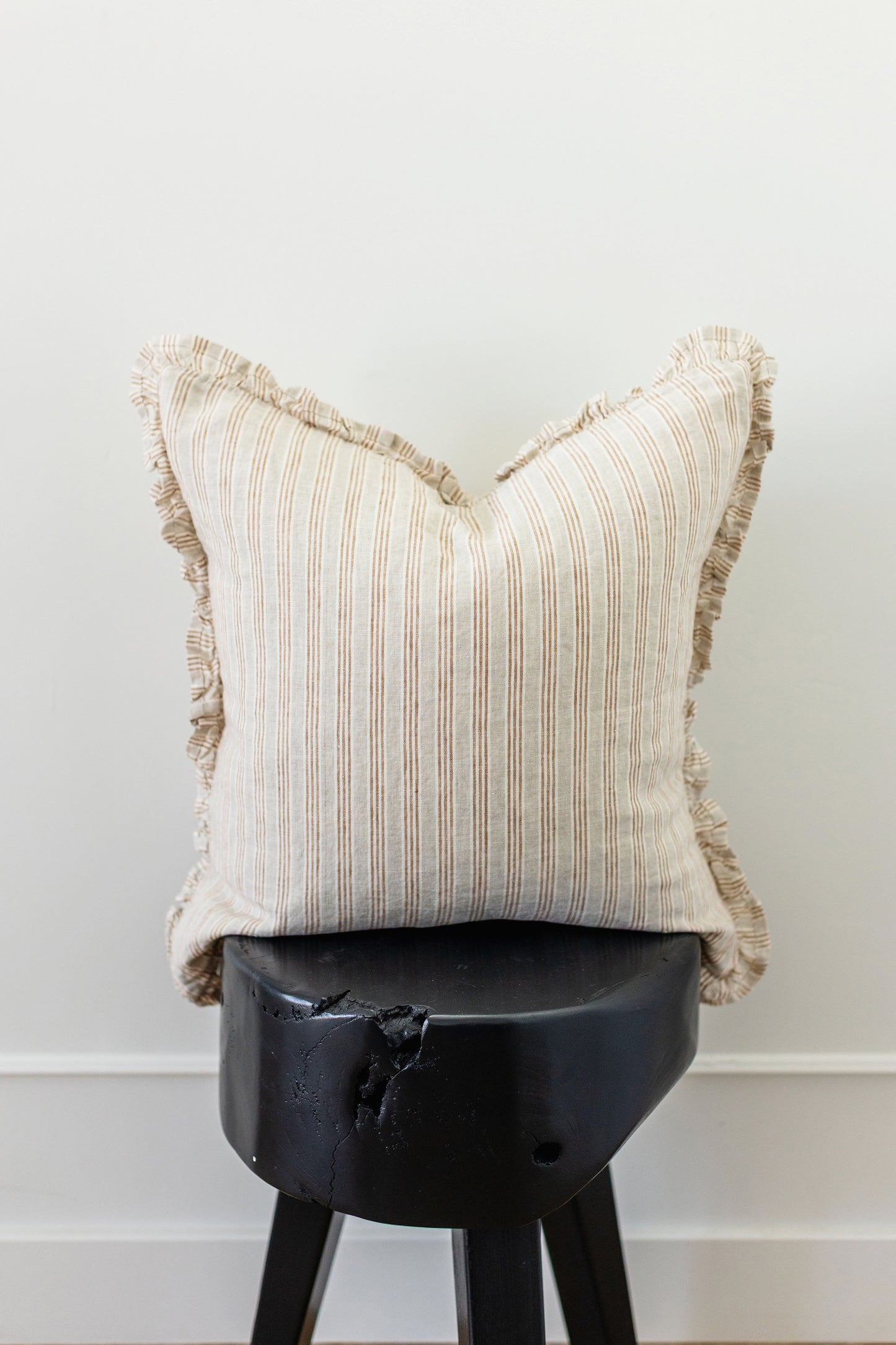 Granada - Ruffle edge - 20x20