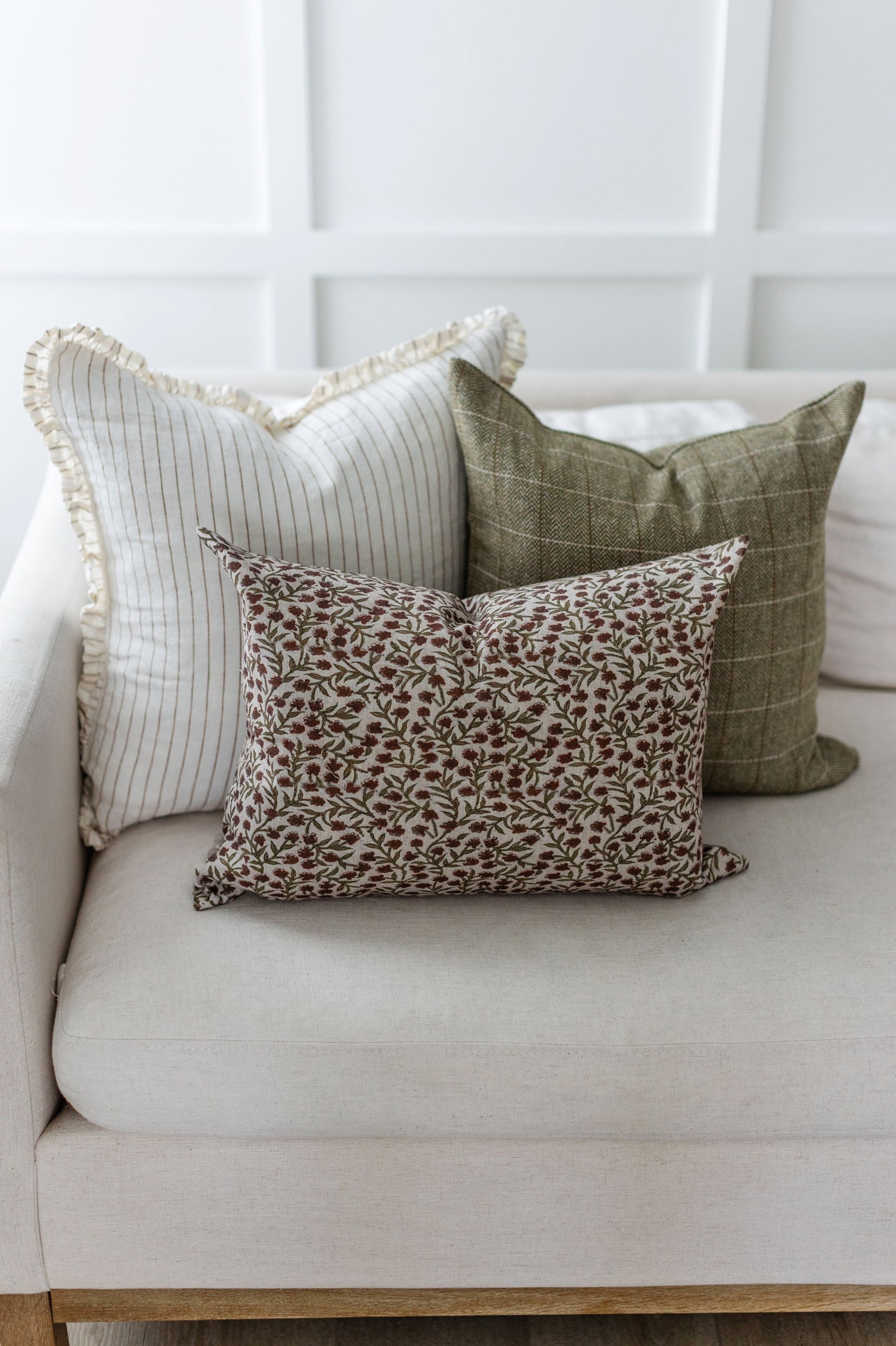 Moreton - Ruffle Edge - 20x20