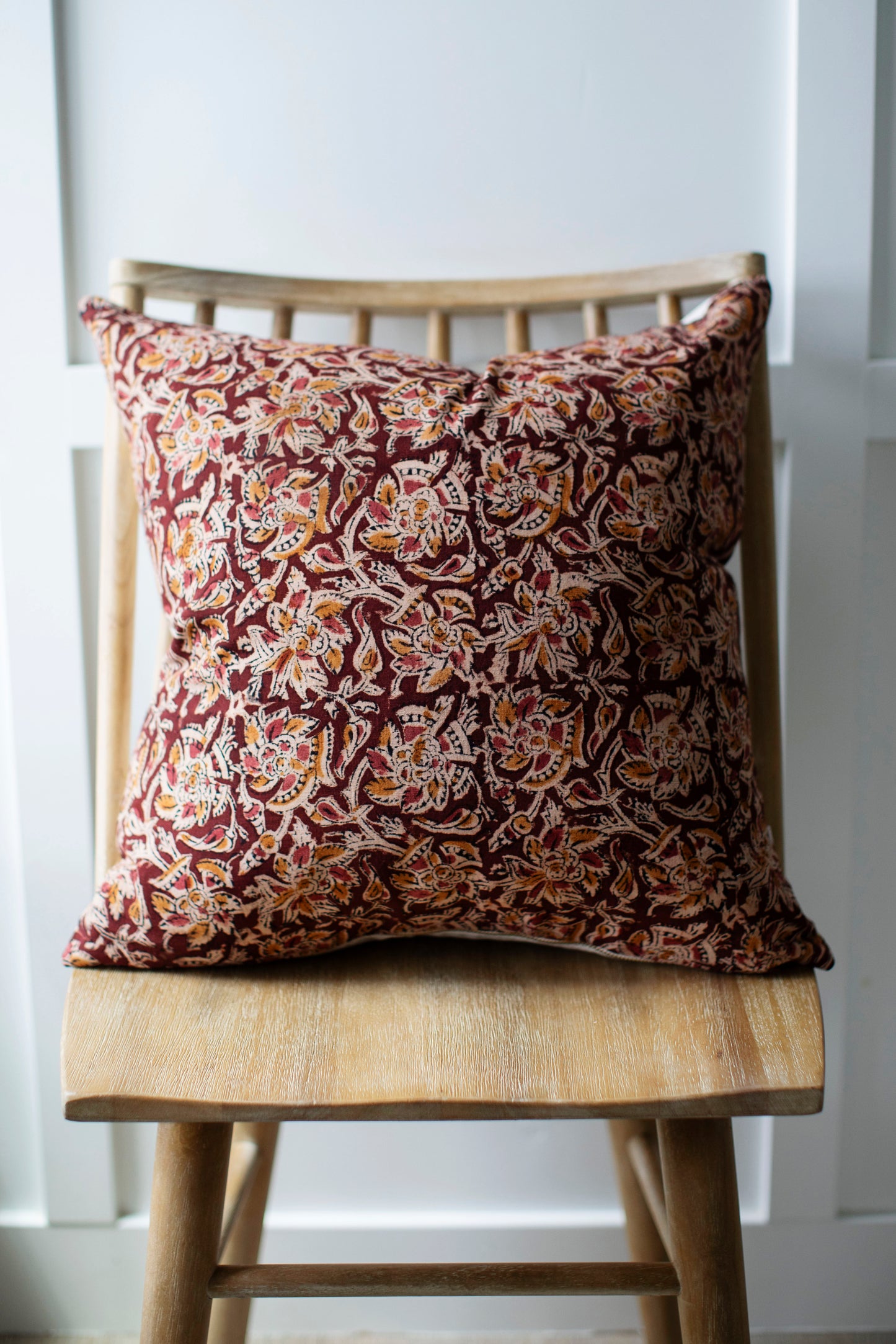 Rouen - Maroon - 20x20