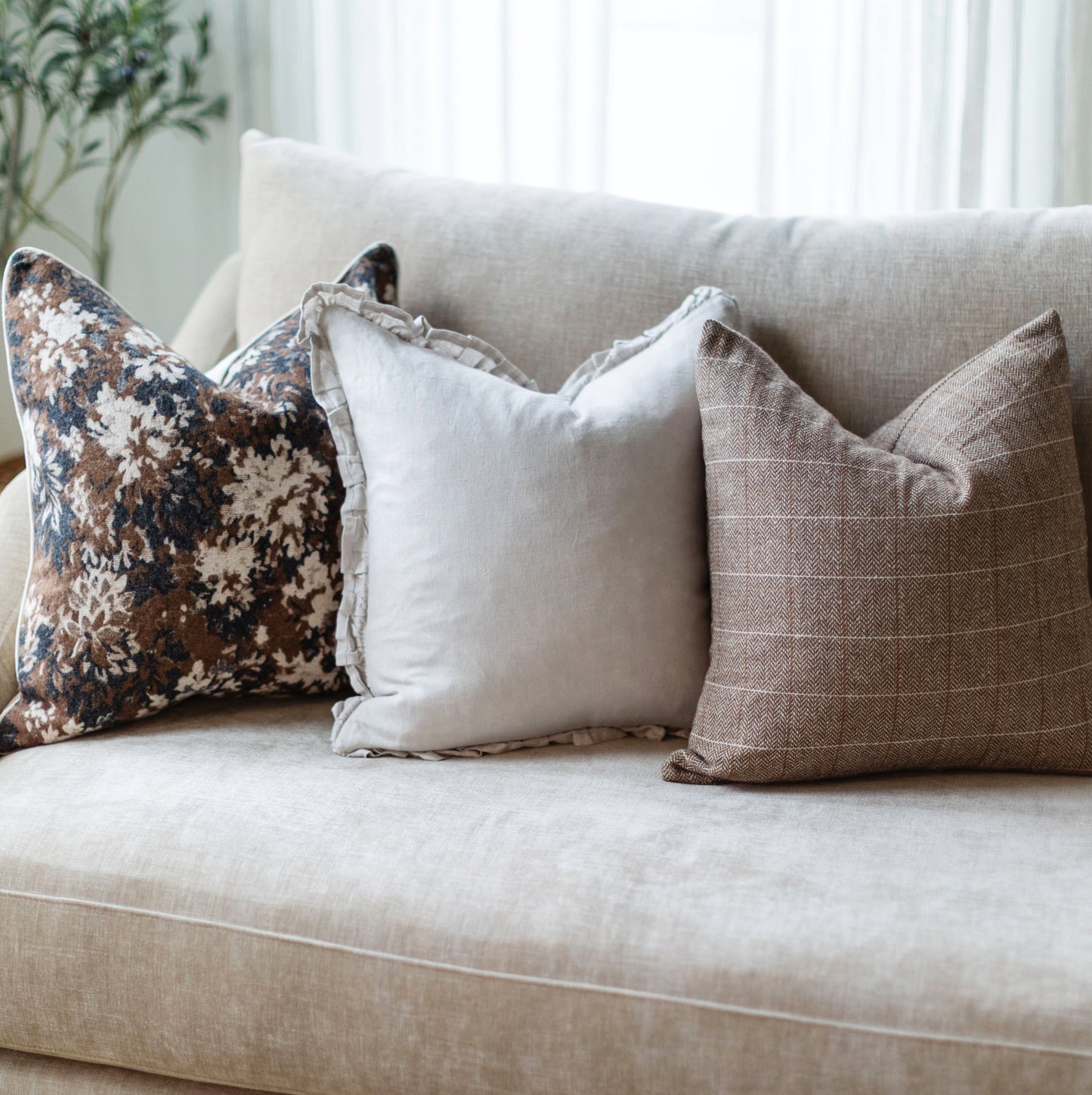 Blackwood - Set of 3 Pillow Covers