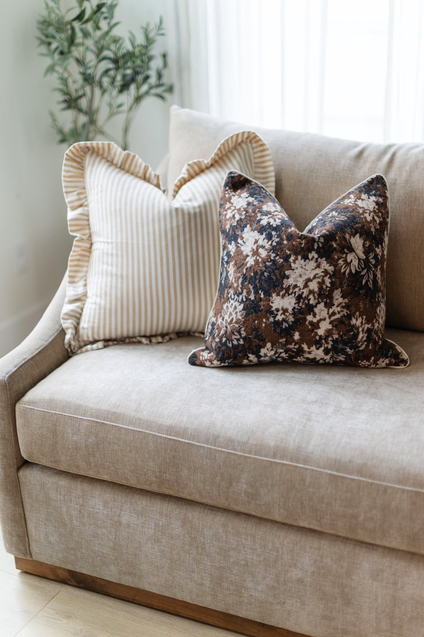 Sherwood - Black/Brown - 20x20